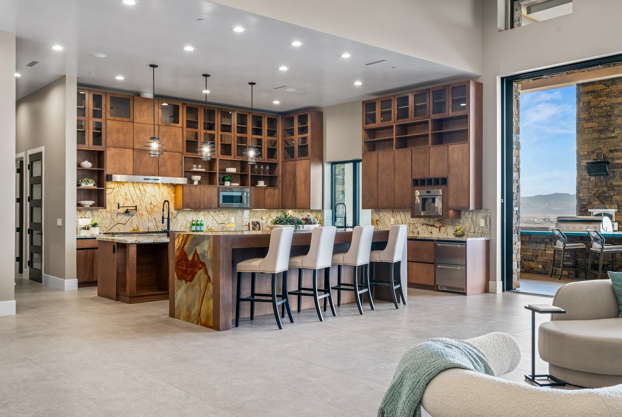 9 Stonecutter Court