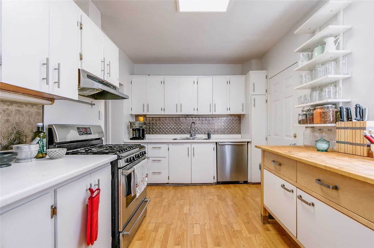 5 London St