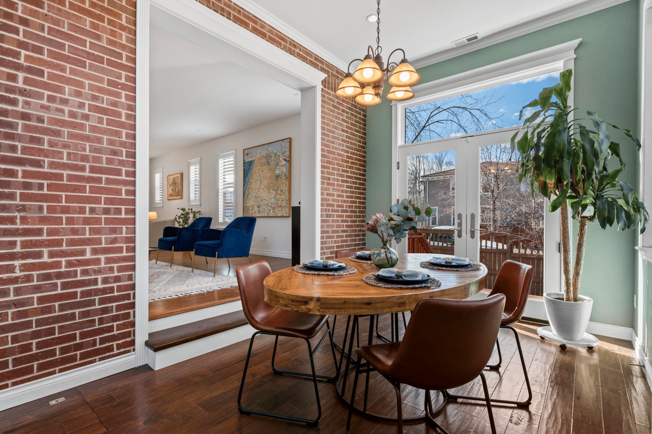 Just Listed: Welcome to this Lovely Central Park Home!