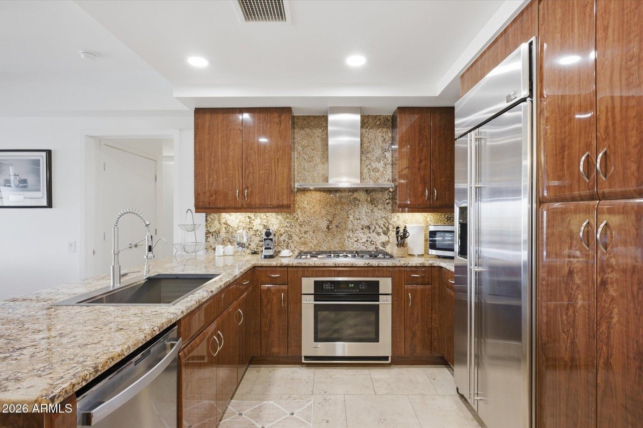 7167 E Rancho Vista Dr, #5010