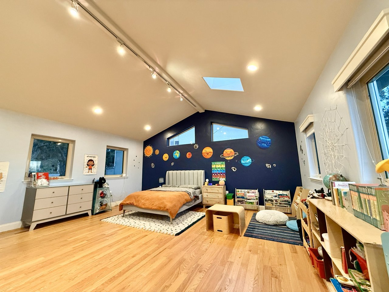 4400 Saint Andrews Rd, Oakland, CA-94605