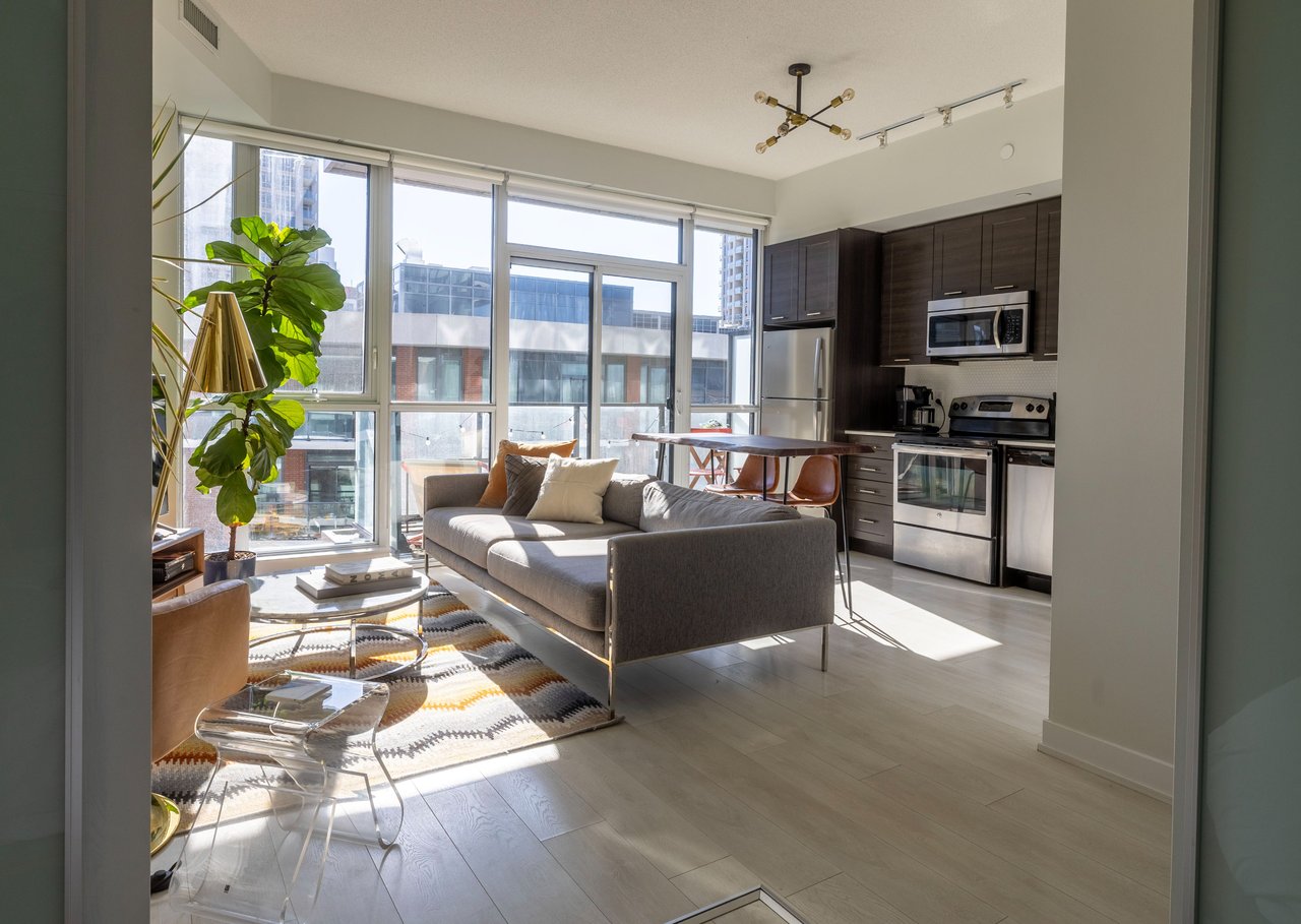 50 Bruyeres Mews 726