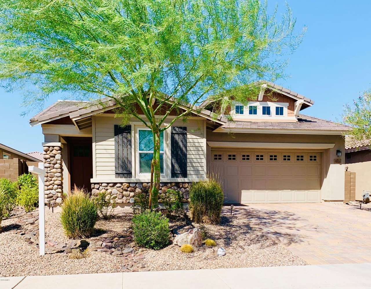 13720 W Linanthus Rd