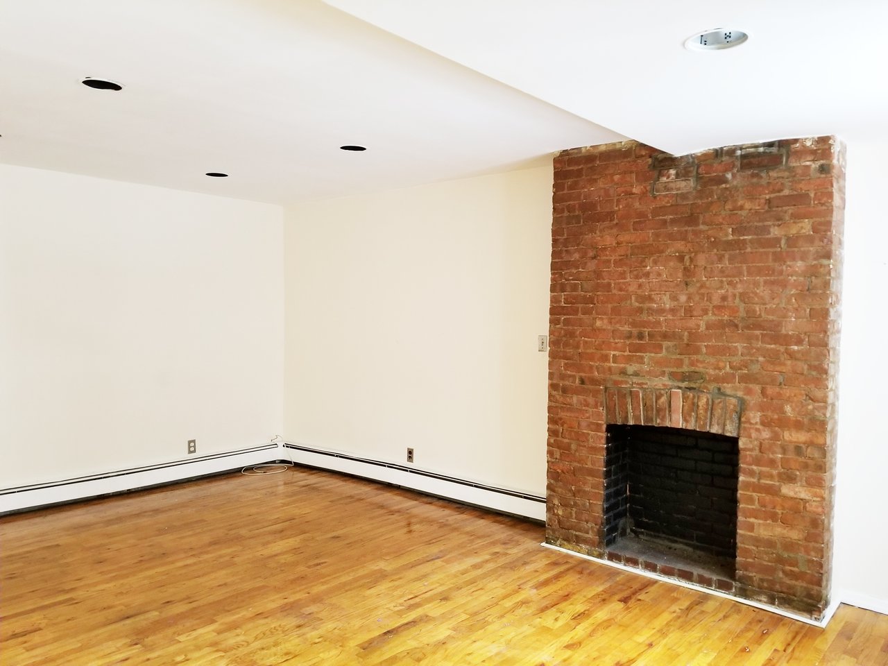 2-Bed / 1-Bath by LIC Waterfront