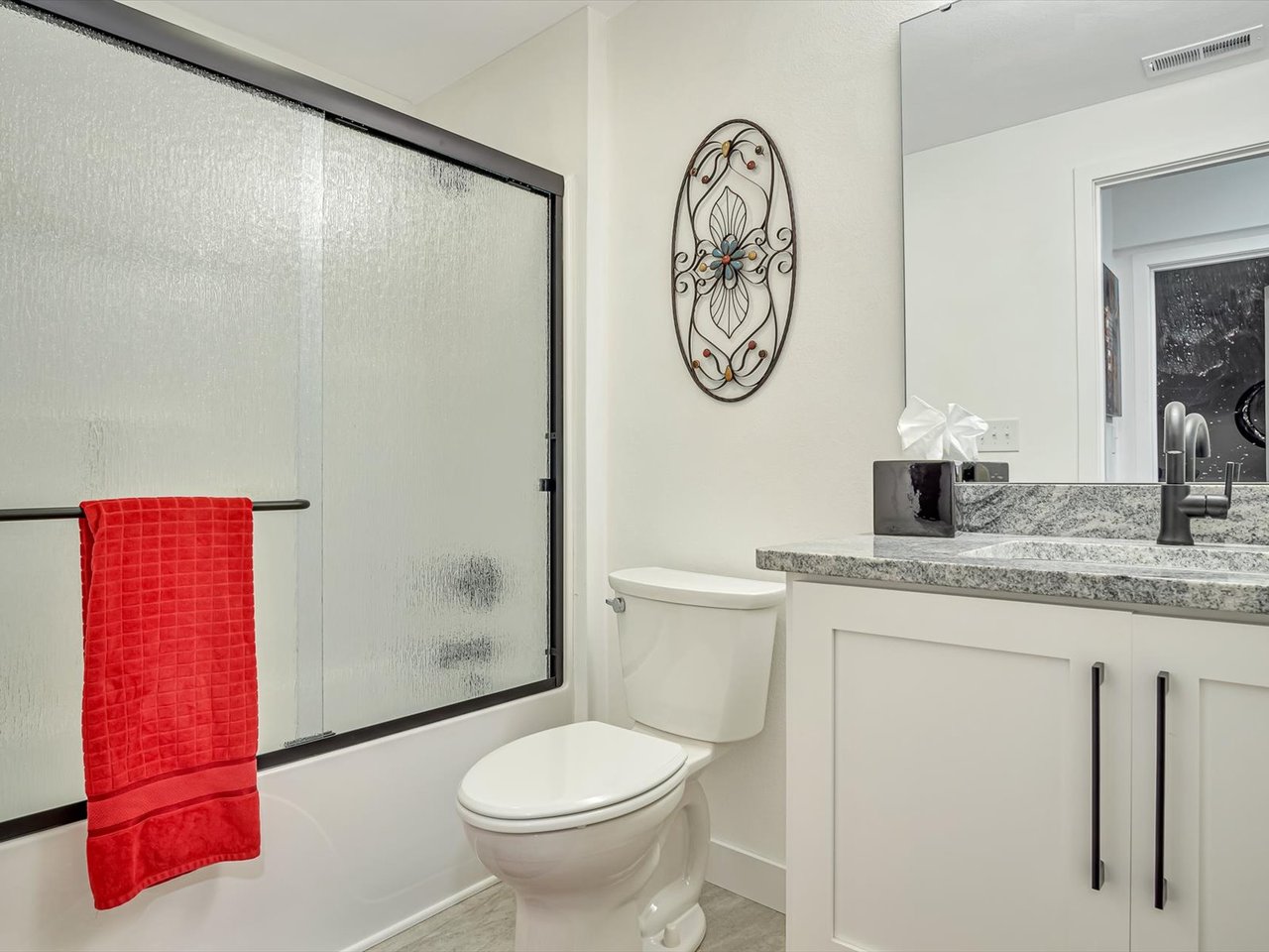 Contemporary Freeburg Villa on a Quiet Cul-de-Sac: 428 Firestone Street