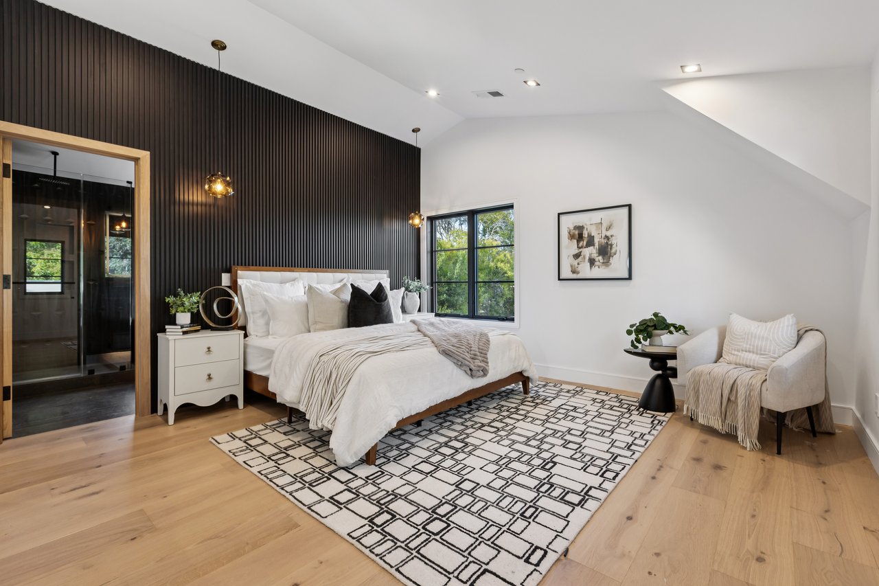 10 Channing Rd, Burlingame