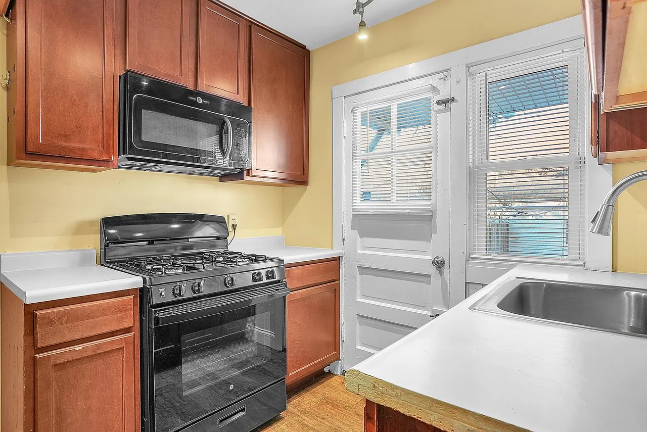 8206-8208 Highland Pl, Munster, IN