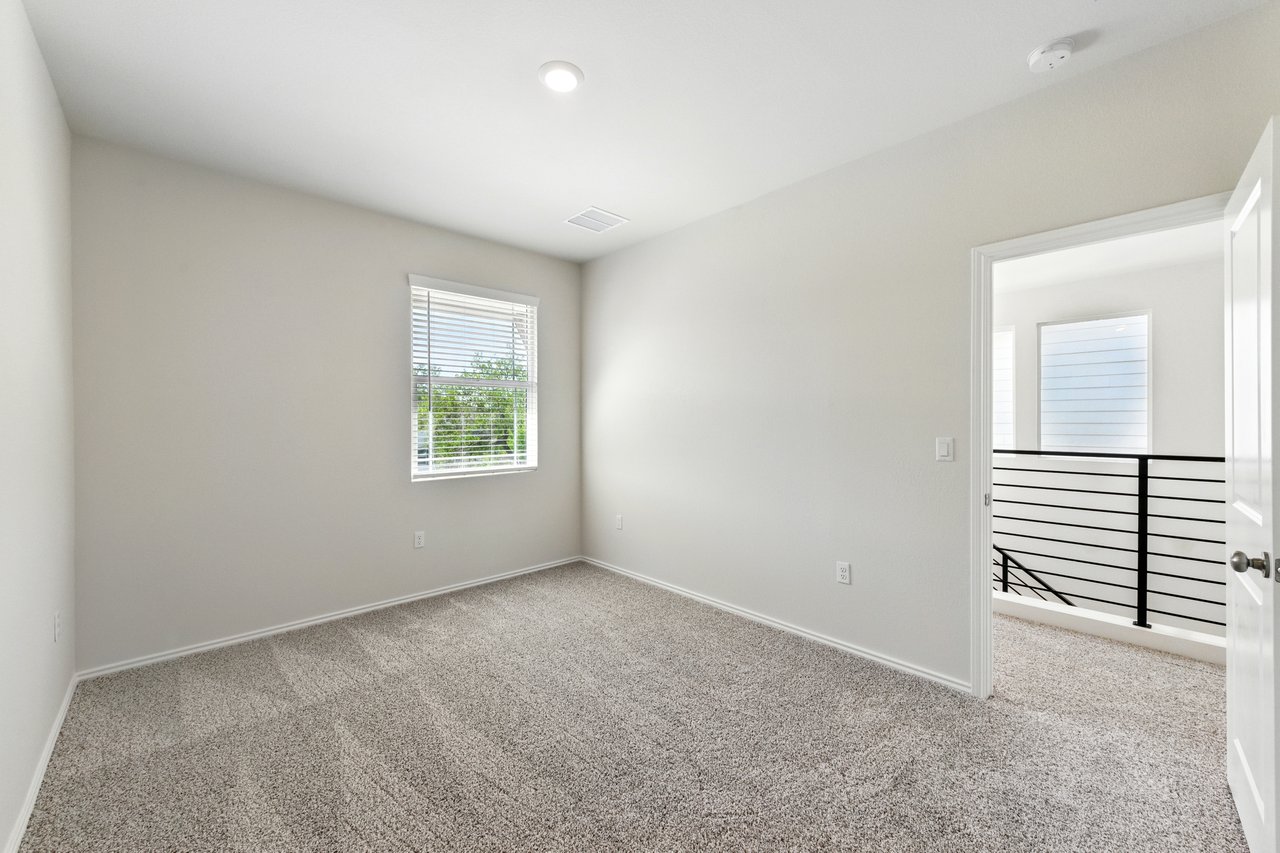 10207 Buster Dr