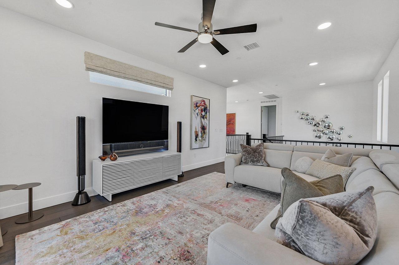 12070 Granite Canyon