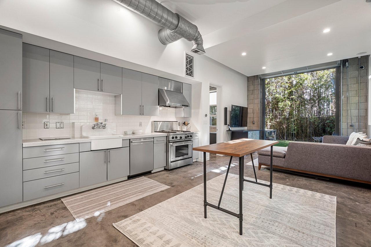 710 N Orlando Ave Unit: 104, West Hollywood