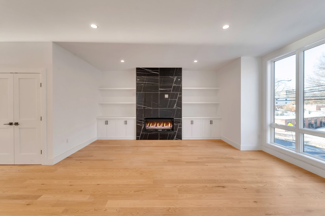 432 Stillwell Avenue B