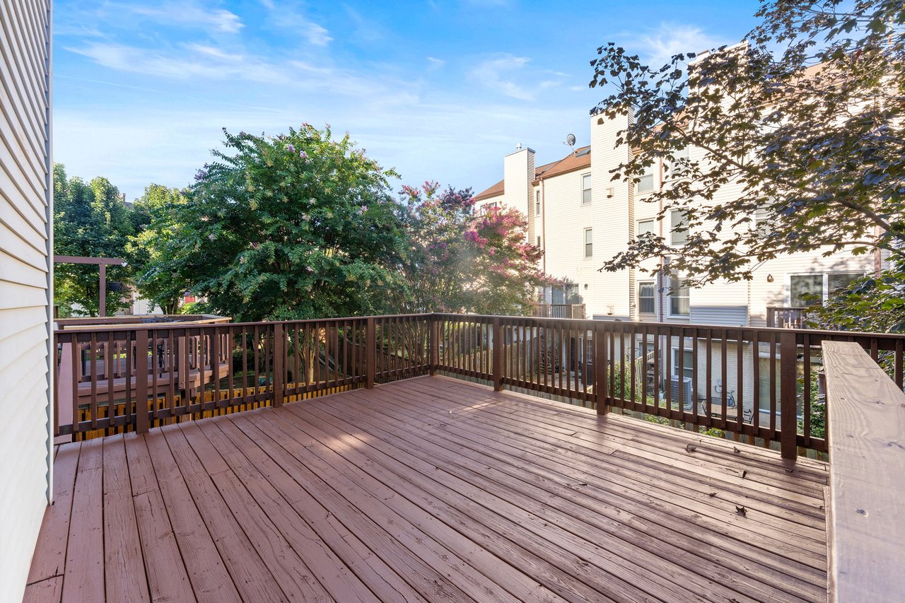 Best of Alexandria Living – 6540 River Tweed Lane