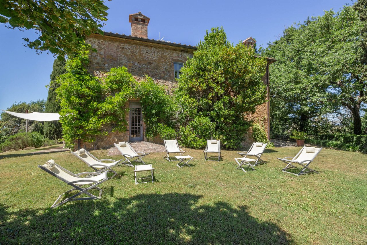 Villa - San Giovanni d'Asso (Siena)