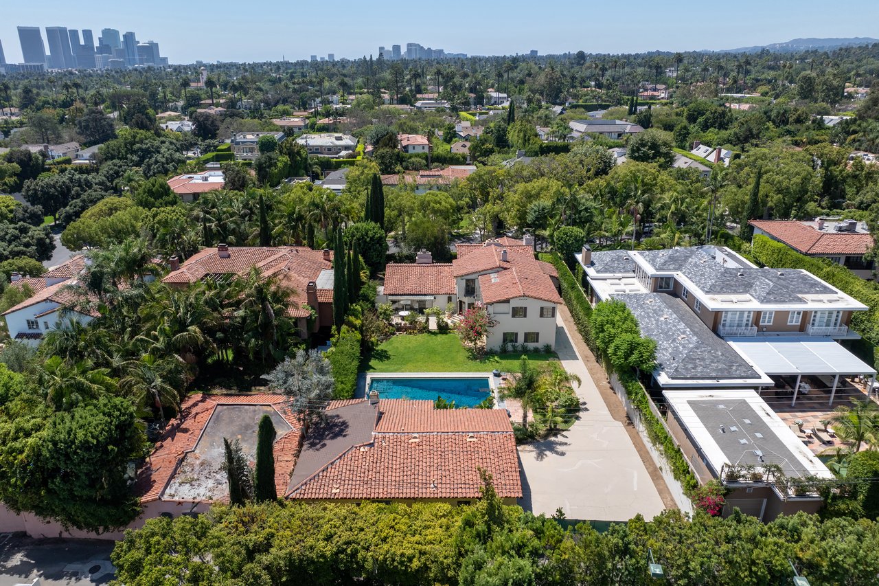 706 N Maple Dr, Beverly Hills
