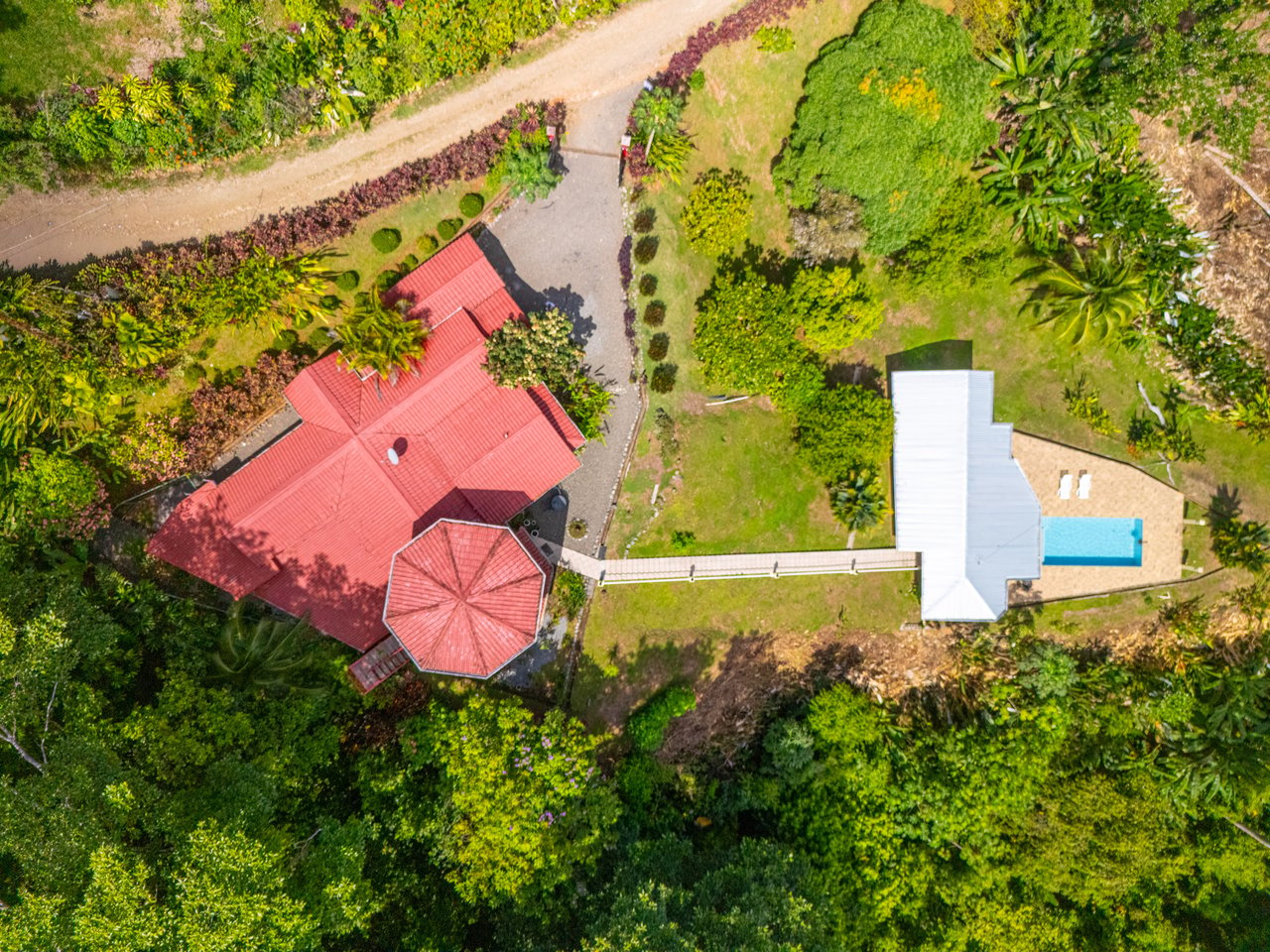 Amazing Mountain View and Ocean View House and Guest House on 4.5 Acres of land in Ojochal