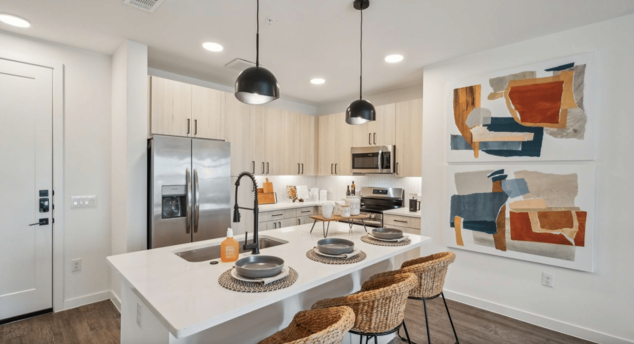 Enjoy 10 Weeks Free on all Units! Plus $1,000 Look & Lease Special!