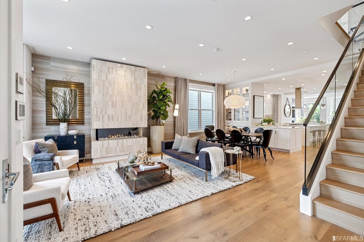 837 South Van Ness Avenue