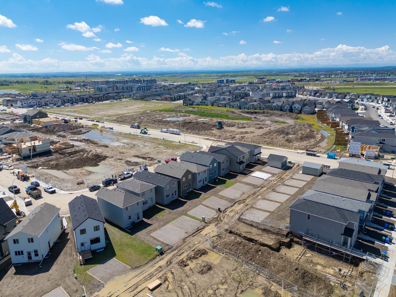 175 Belvedere Crescent SE