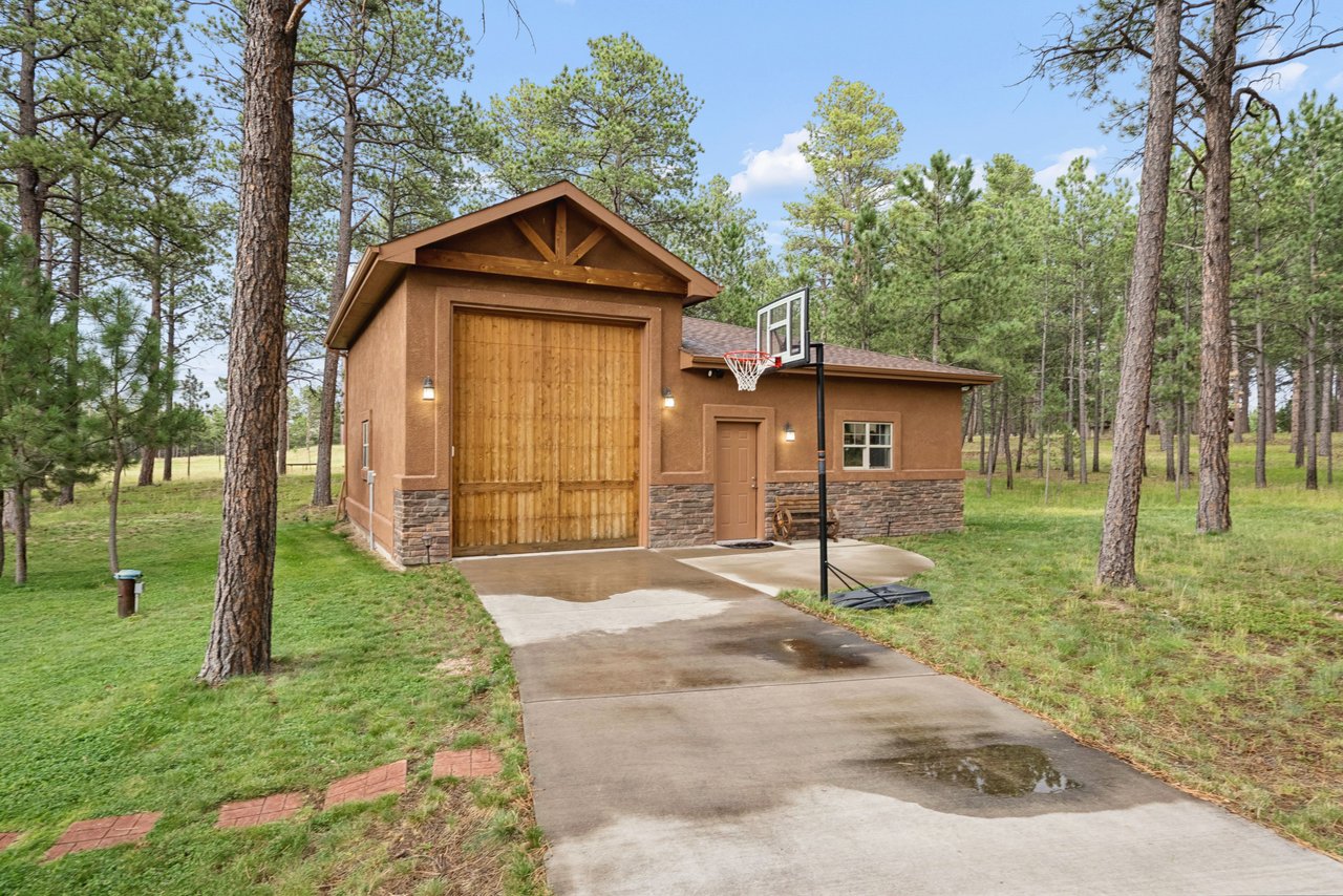 14953 Snowy Pine Point