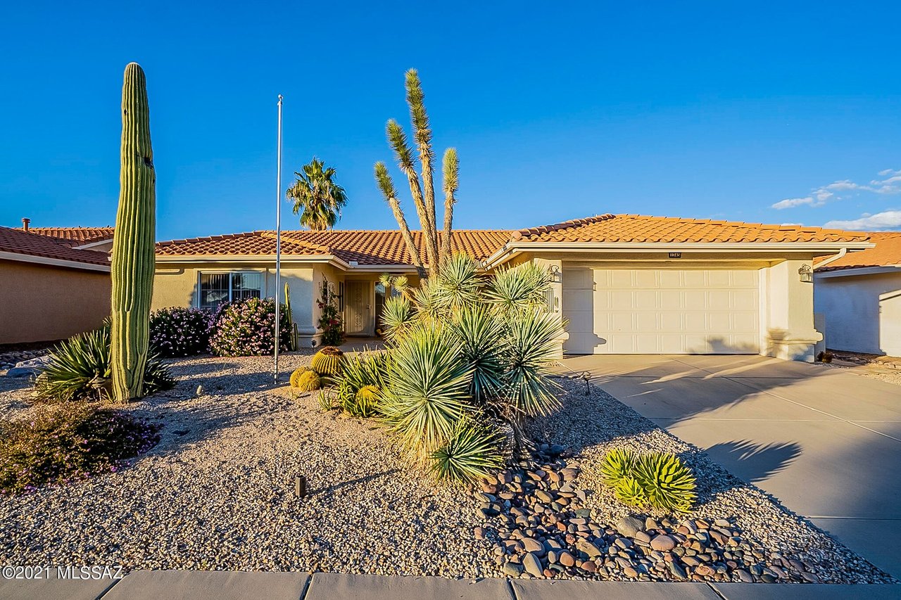 1345 E Royal Ridge Dr