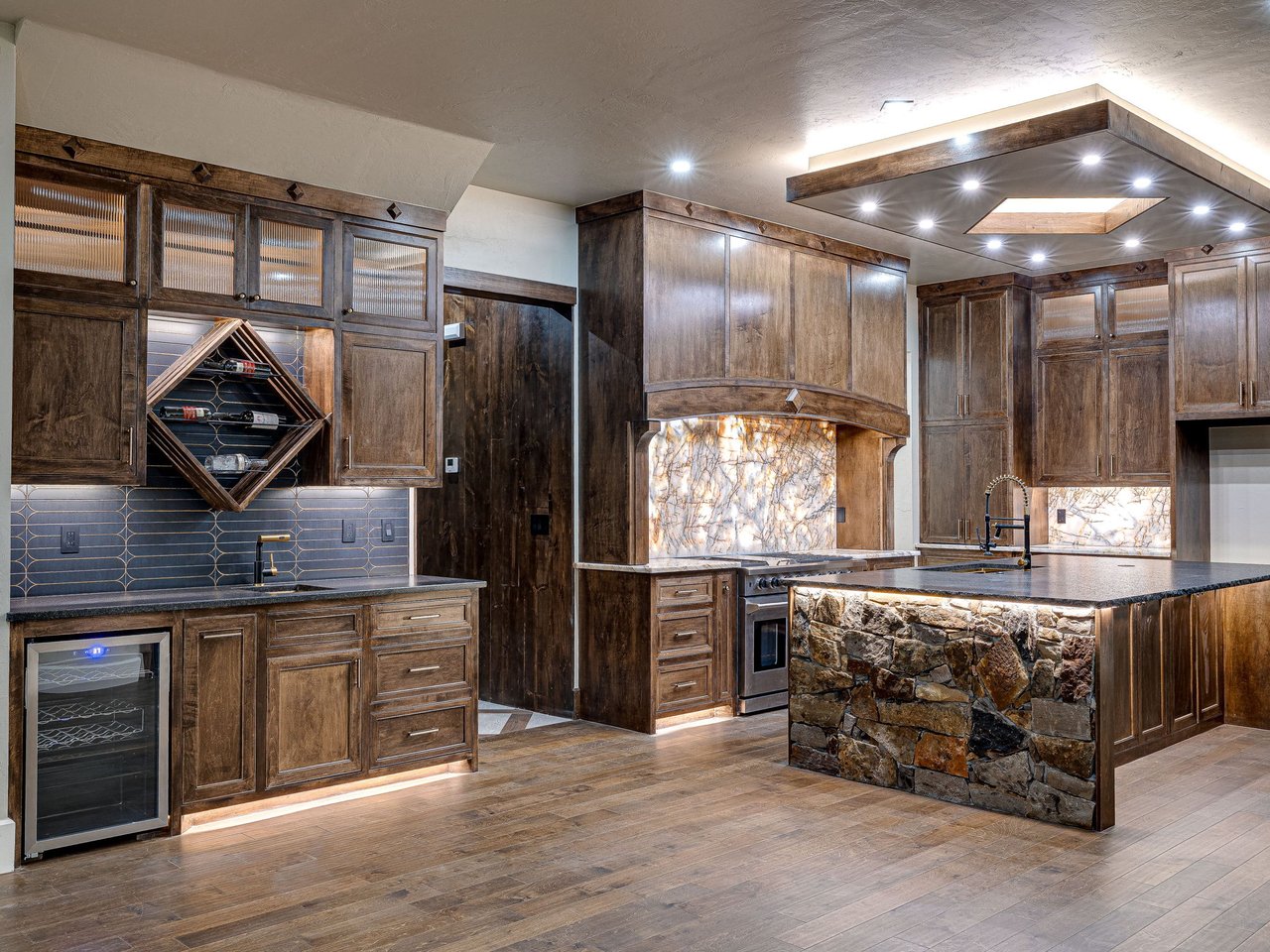 The Diamond Lodge in Mustang, Oklahoma: A Modern Mountain Masterpiece on Cimarron - Wyatt Poindexter - The Agency Oklahoma