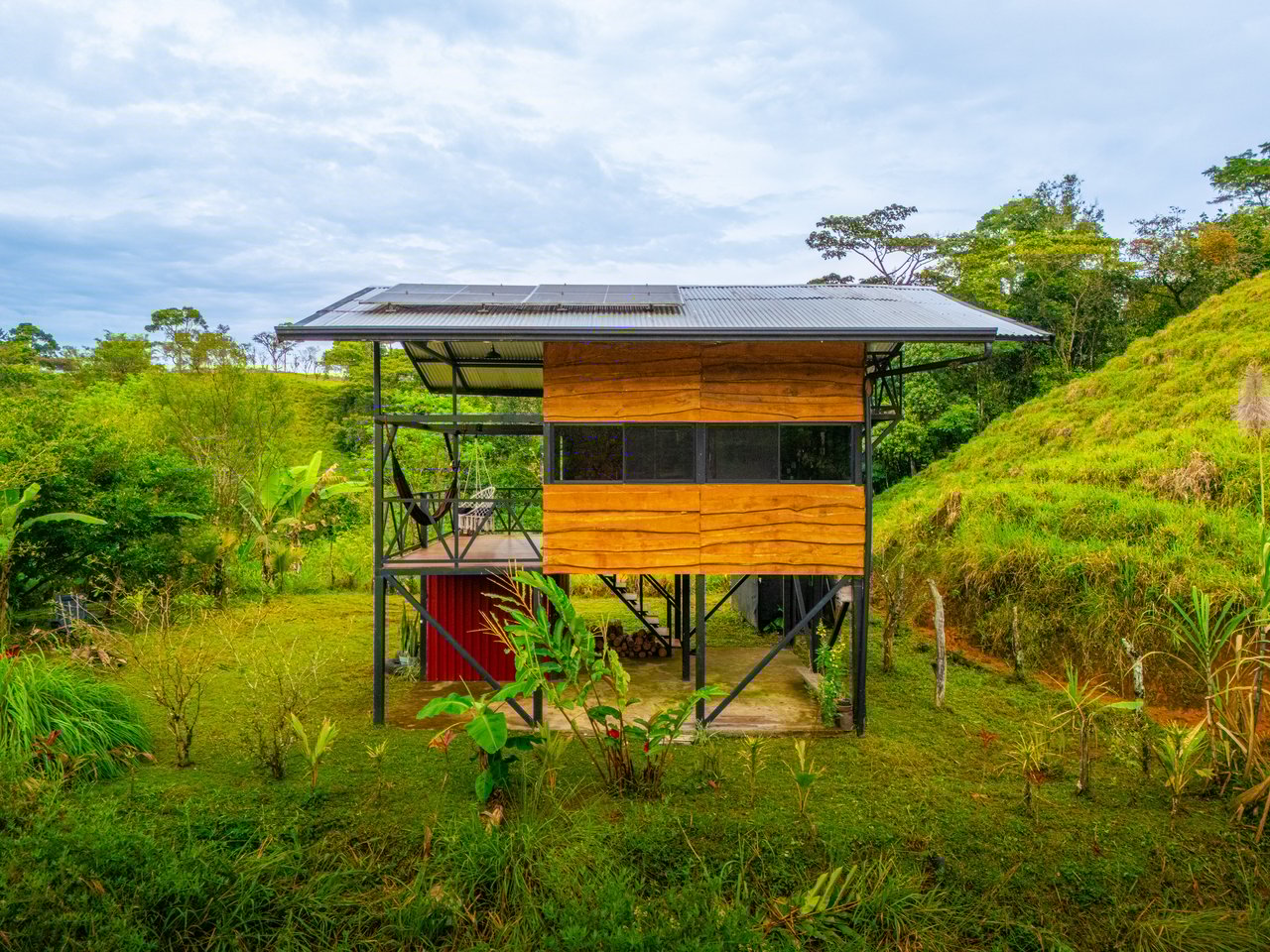 Off Grid Cabin - San Vito with Amazing Mountain Views