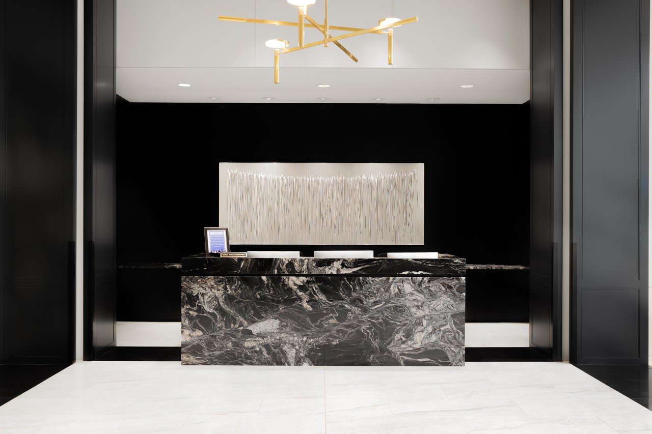 200 Congress Avenue #19F