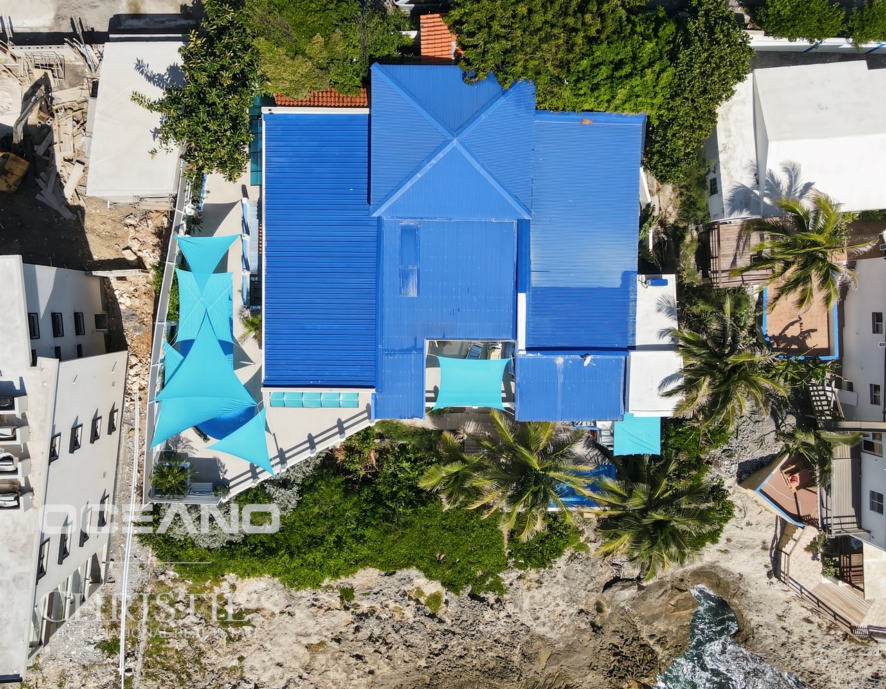 Investment Opportunity – 3-Bedroom Villa with Studio and Independent Unit