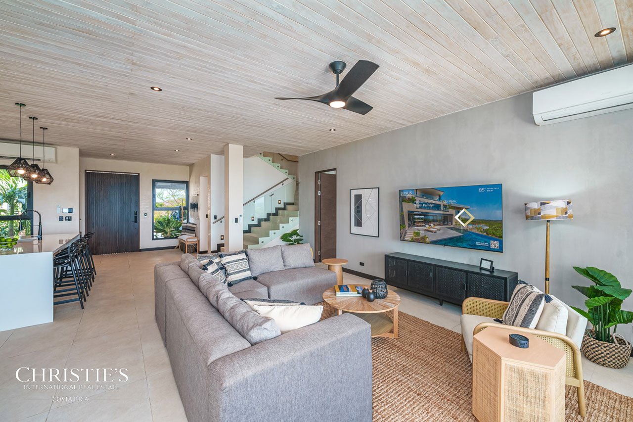 Modern Luxury Villa with Panoramic Ocean Views in Tamarindo - Villa Brisas del Mar