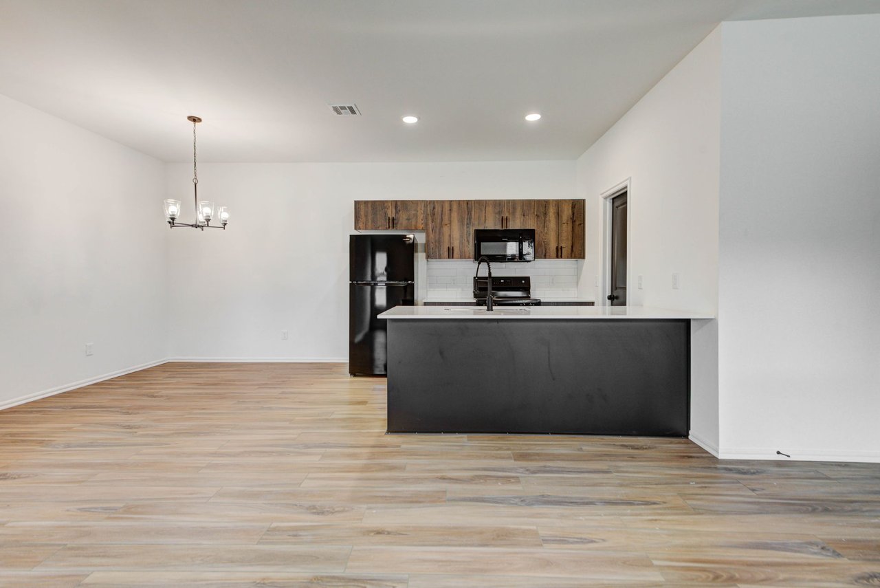 416 N Canyon Terrace