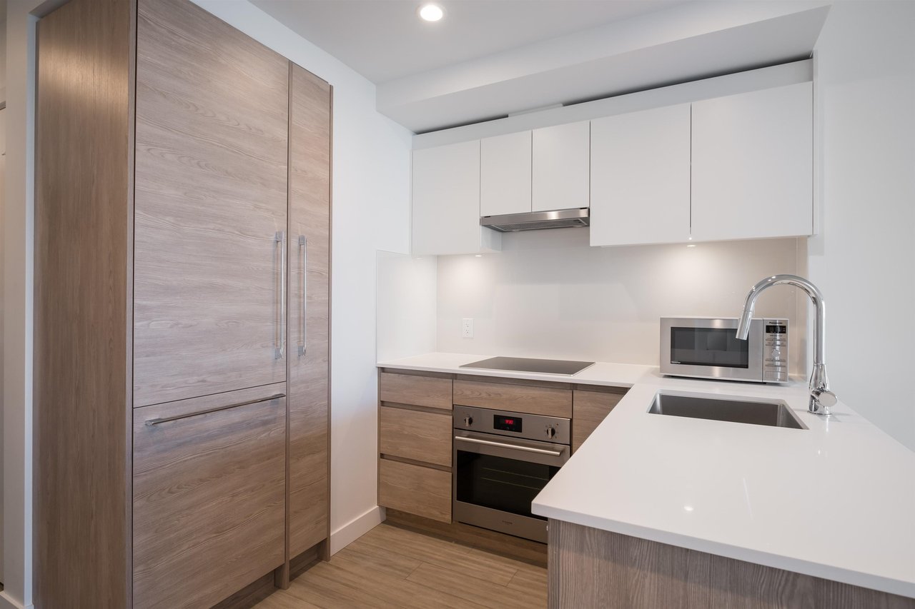 13615 Fraser Hwy, #2308