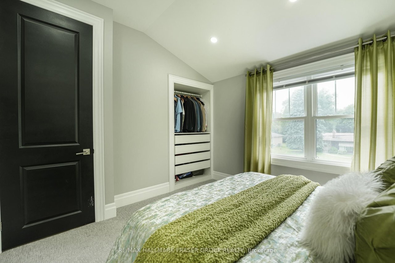 153 Hazelwood Dr