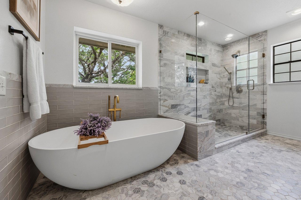 Acreage, Updated, All Near All Saints Episcopal School