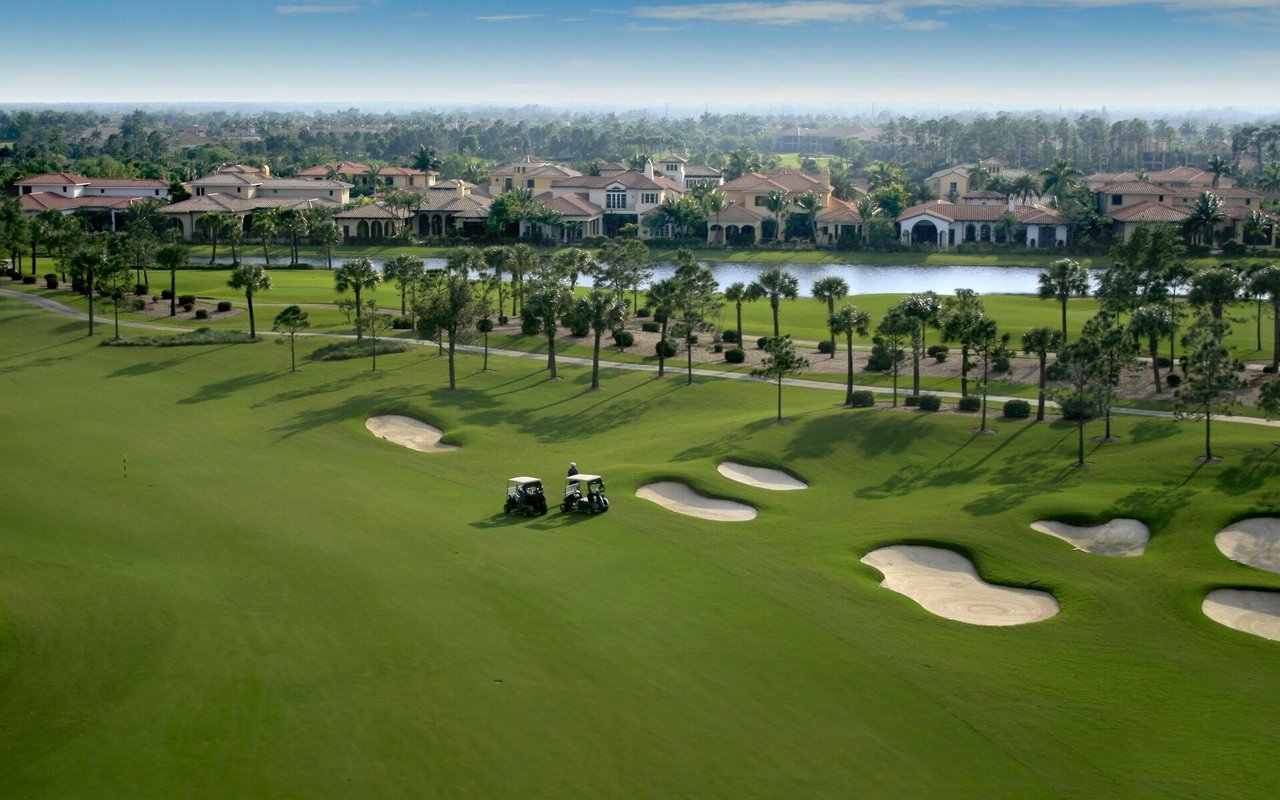 Founders Club, Sarasota