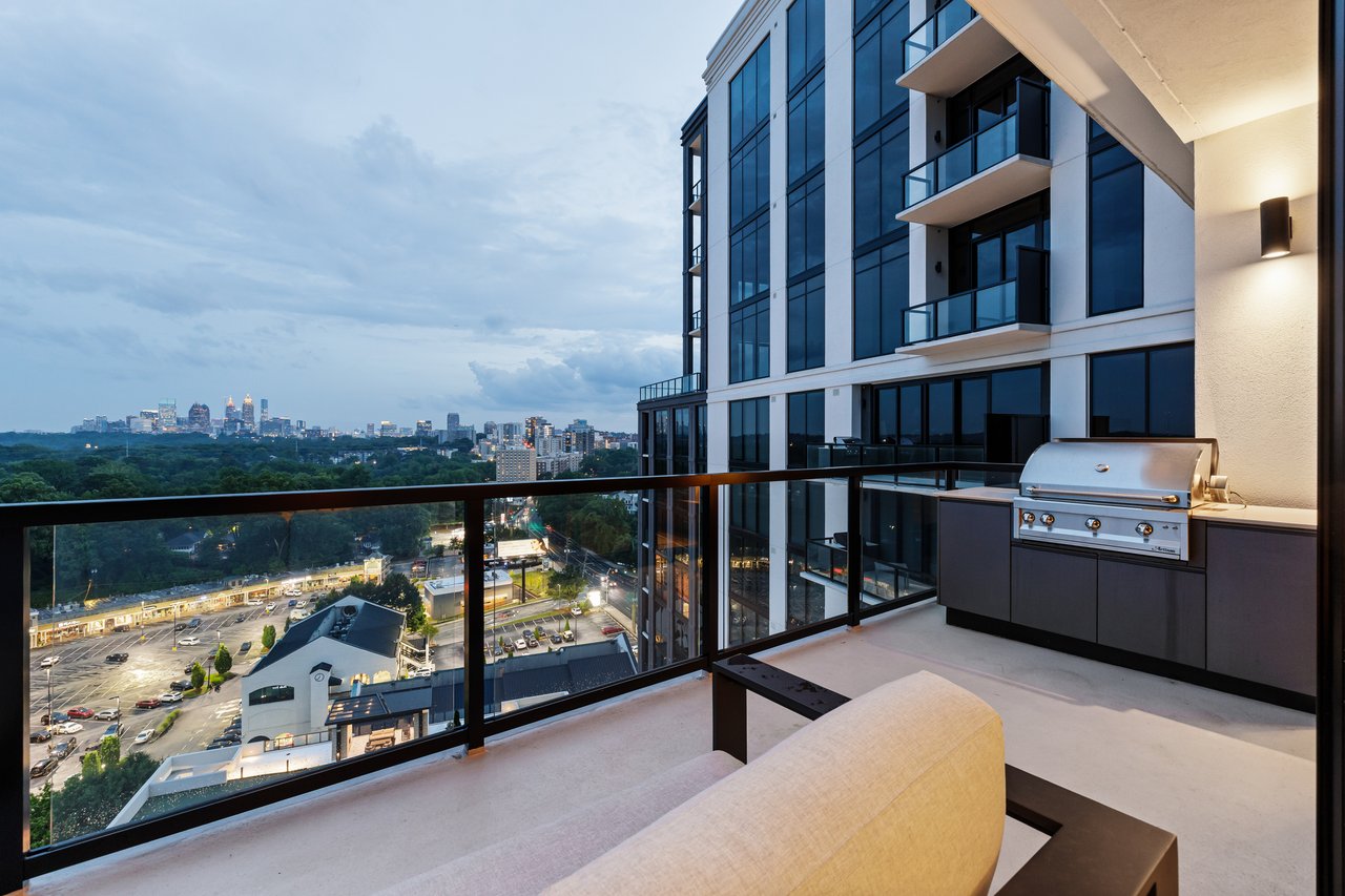 2425 Peachtree Road NE Unit 1406