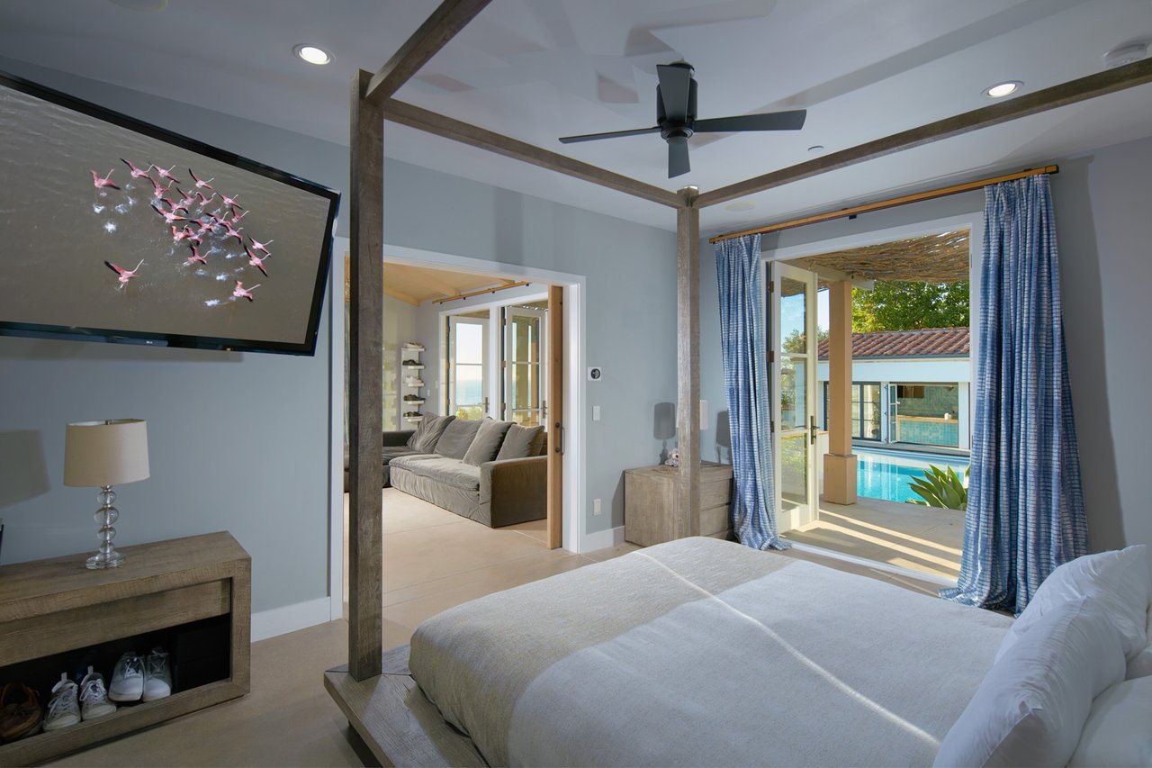 10 Shore Walk