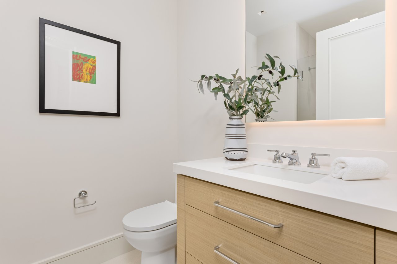 New Construction in Coveted Midtown