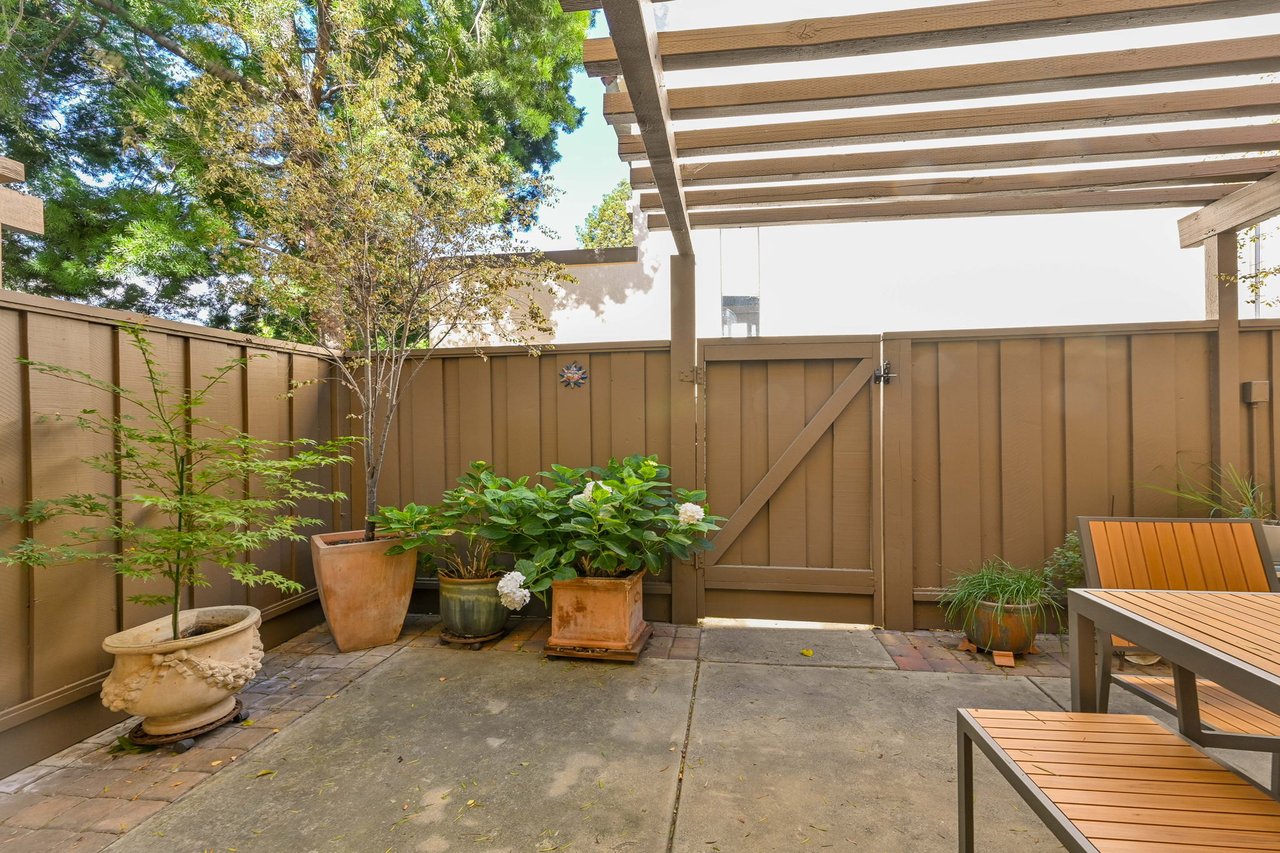 582 Churchill Downs Ct, Walnut Creek