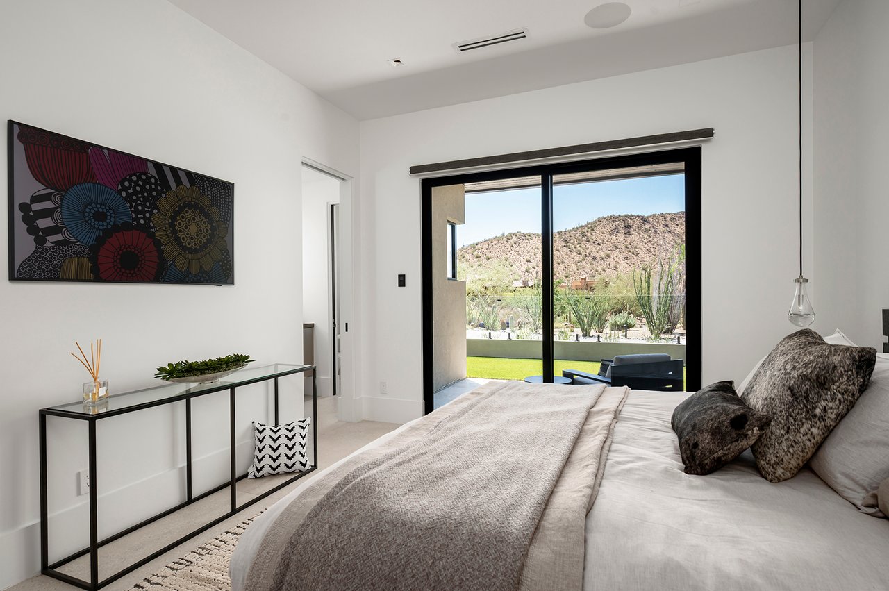 10784 E PINNACLE PEAK Road