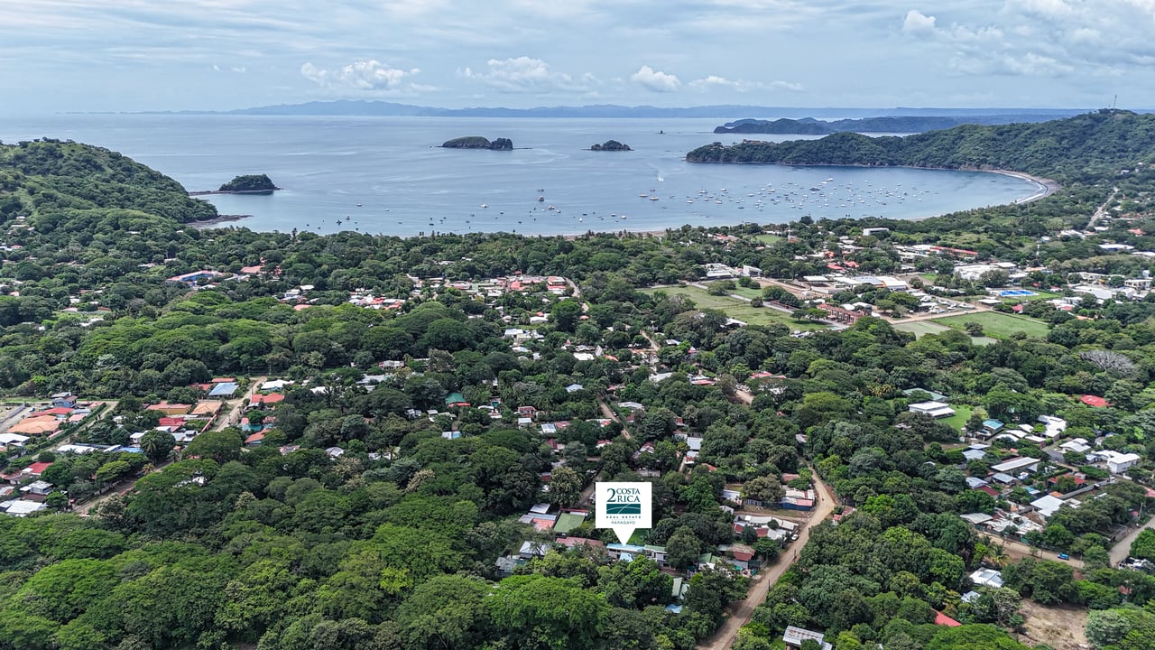 Charming Two Bedroom Casa Ceiba