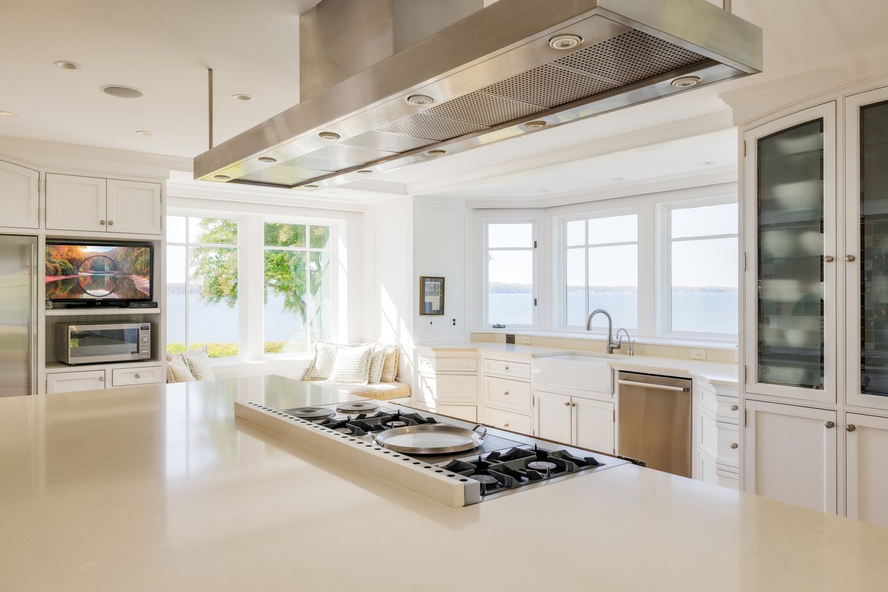 WATERFRONT GIBSON ISLAND ESTATE | 622 MAGOTHY