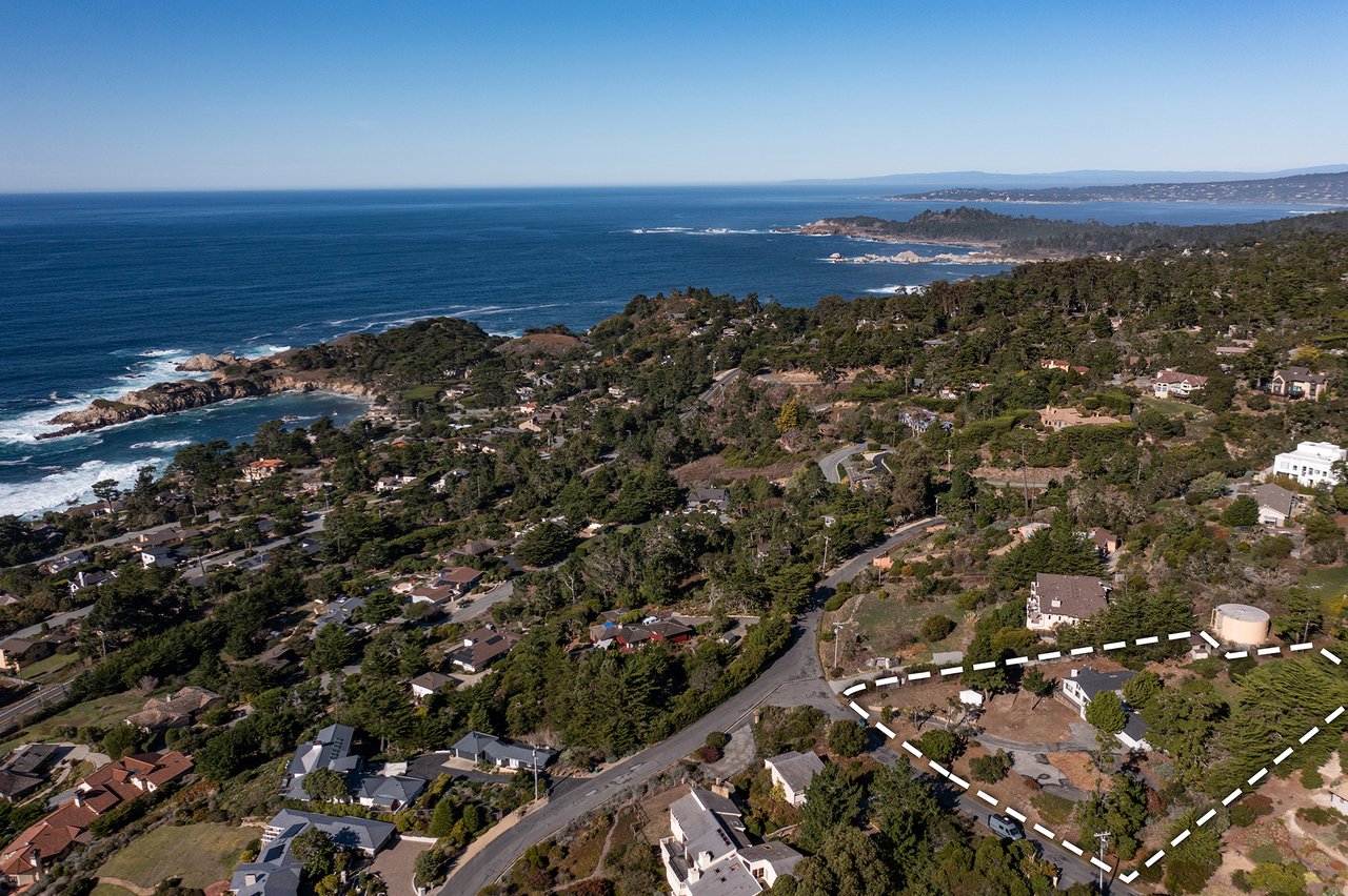 Carmel Highlands Living - 146 San Remo Road