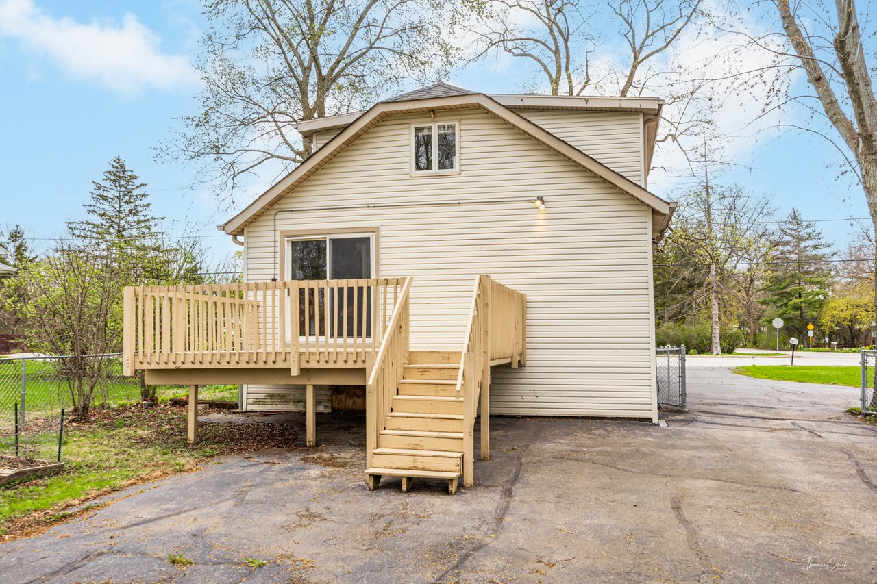 4046 Fairview Ave, Downers Grove
