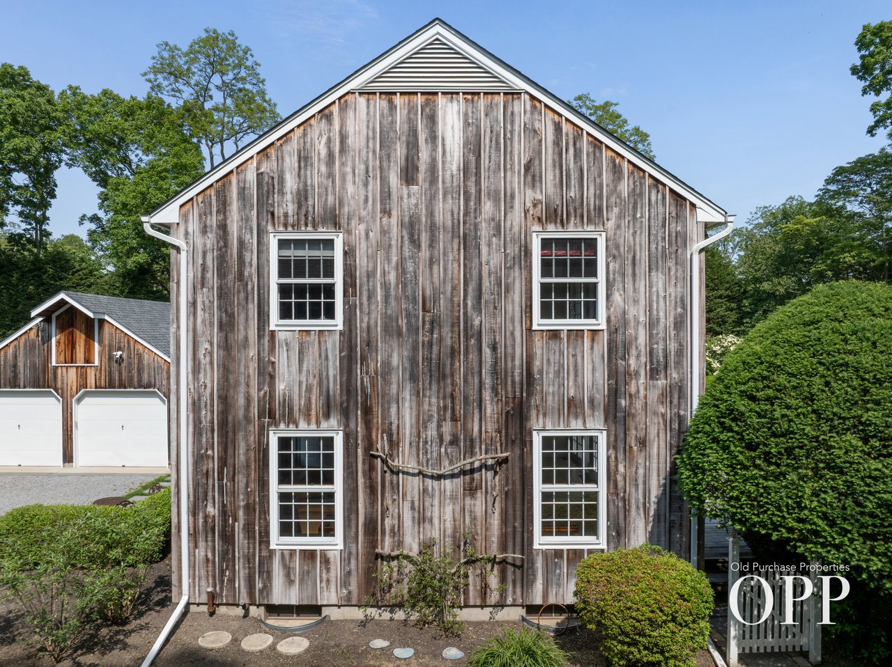 2/3 Acre Gem in the Hamlet