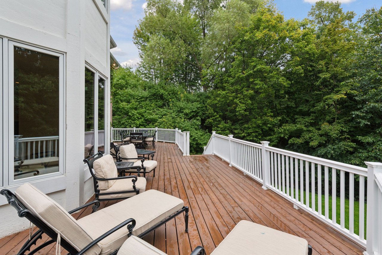 2487 Crowne Hill Road, Minnetonka