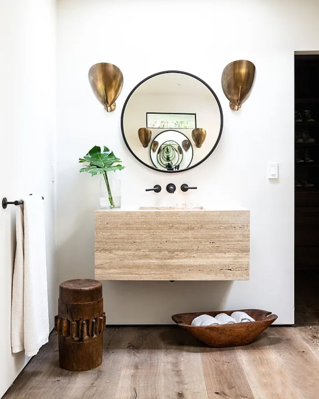 1883 Rising Glen Rd, Sunset Strip