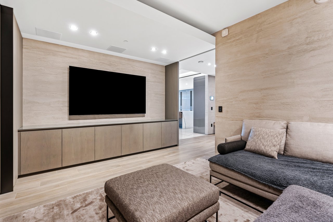 Oceana Bal Harbour, #902