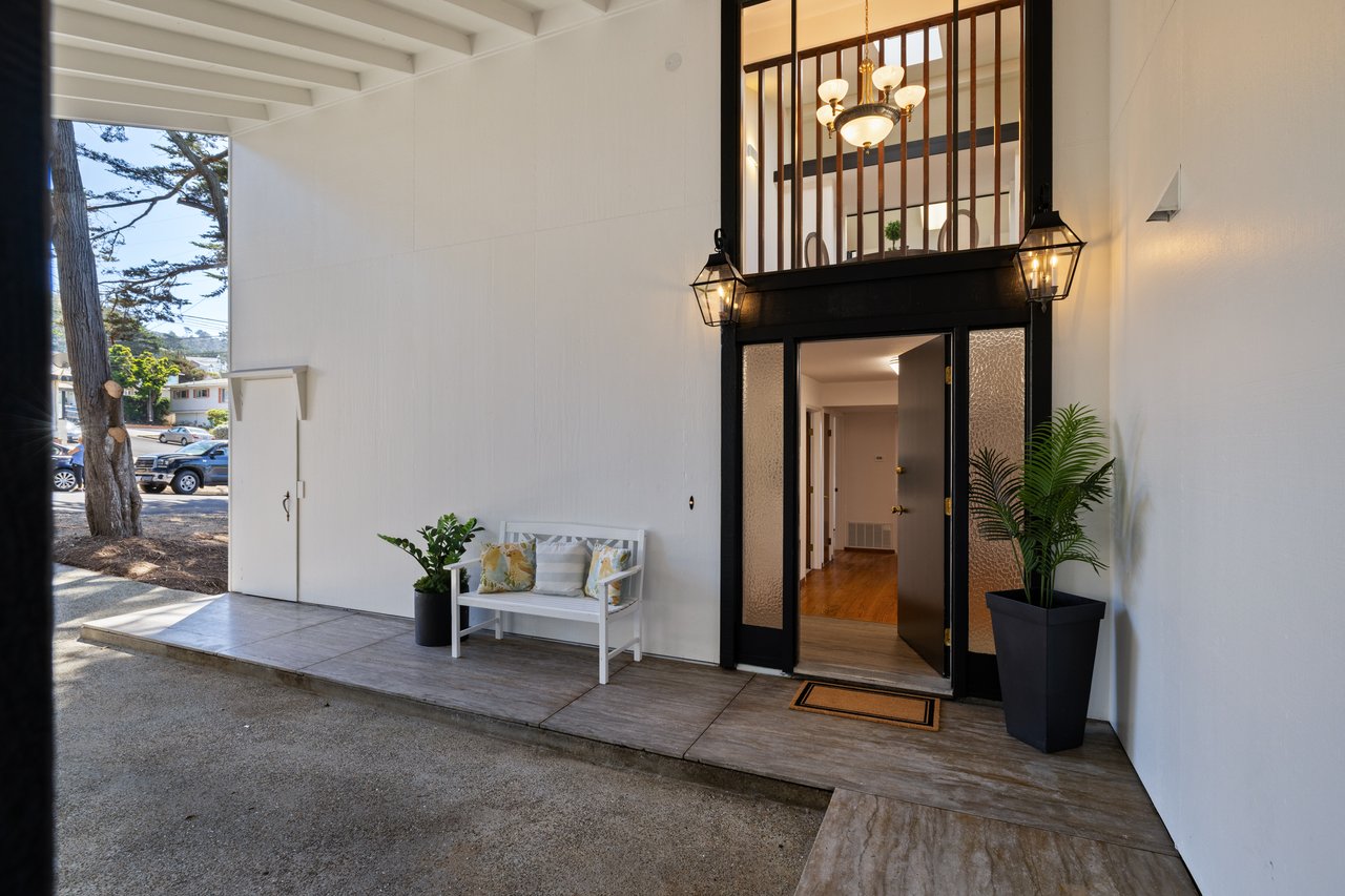 207 Beverly Pl