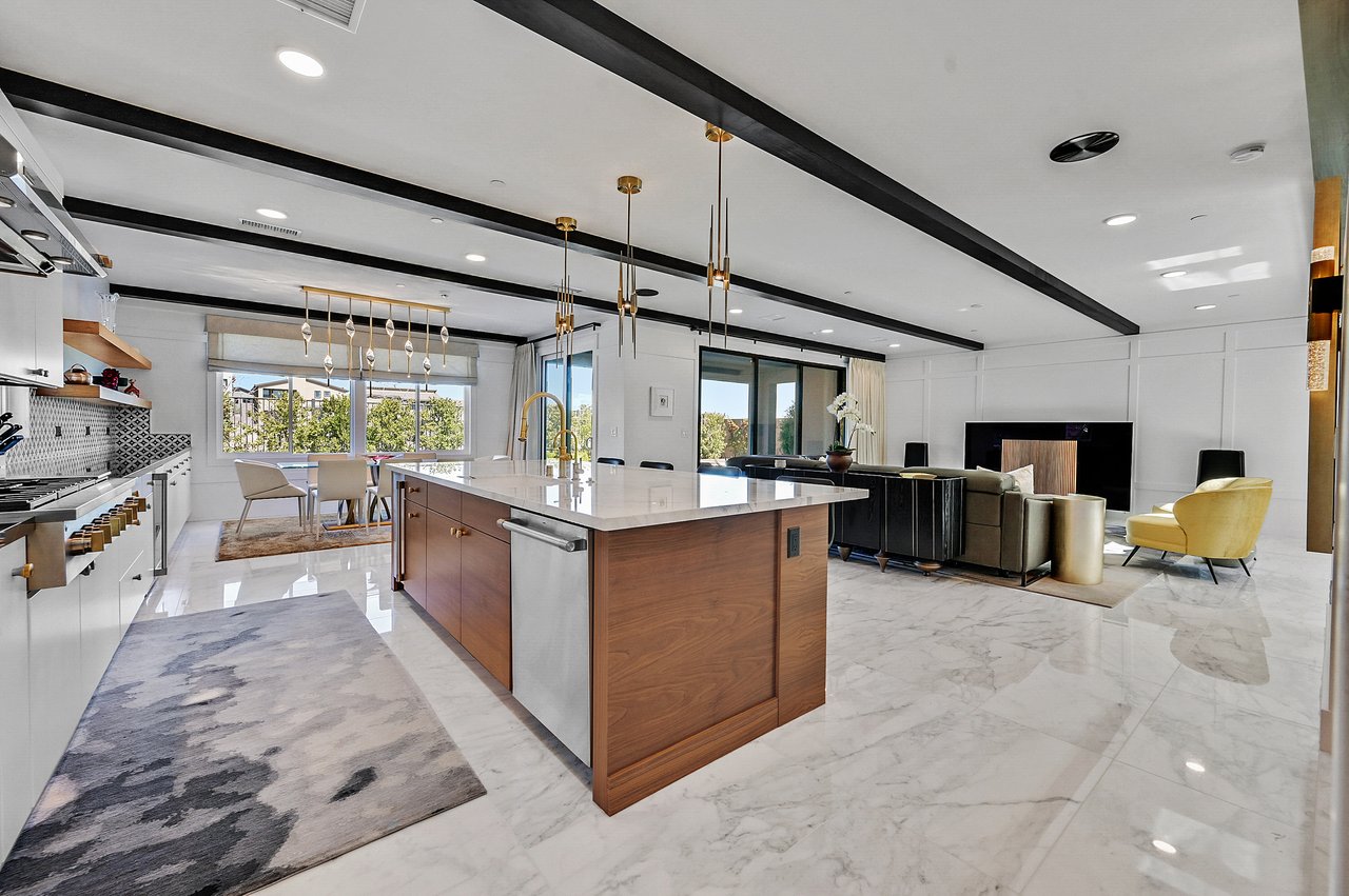 12070 Granite Canyon