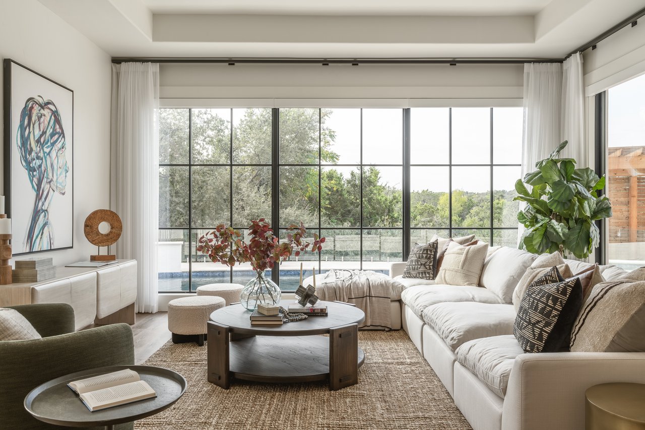 LAKEWAY CLASSIC CONTEMPORARY